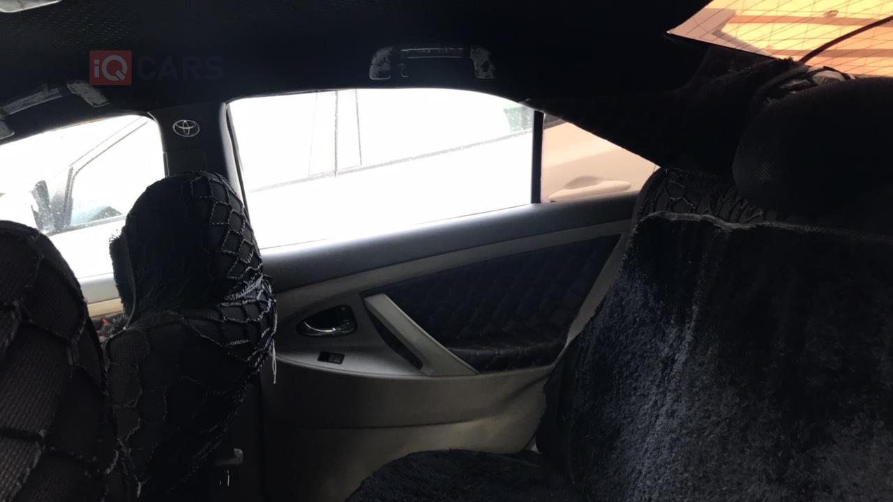 تۆیۆتا کامری